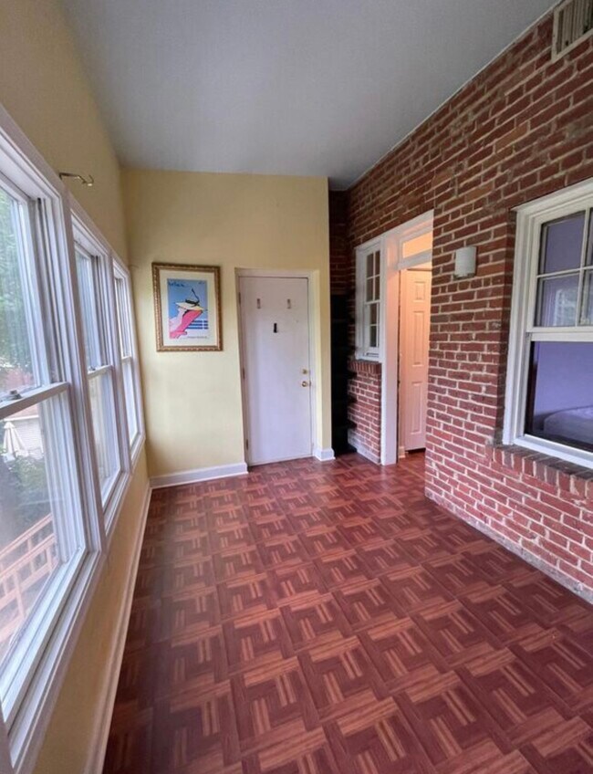 4834 Reservoir Rd NW unit 1, Washington, DC 20007 - photo 4