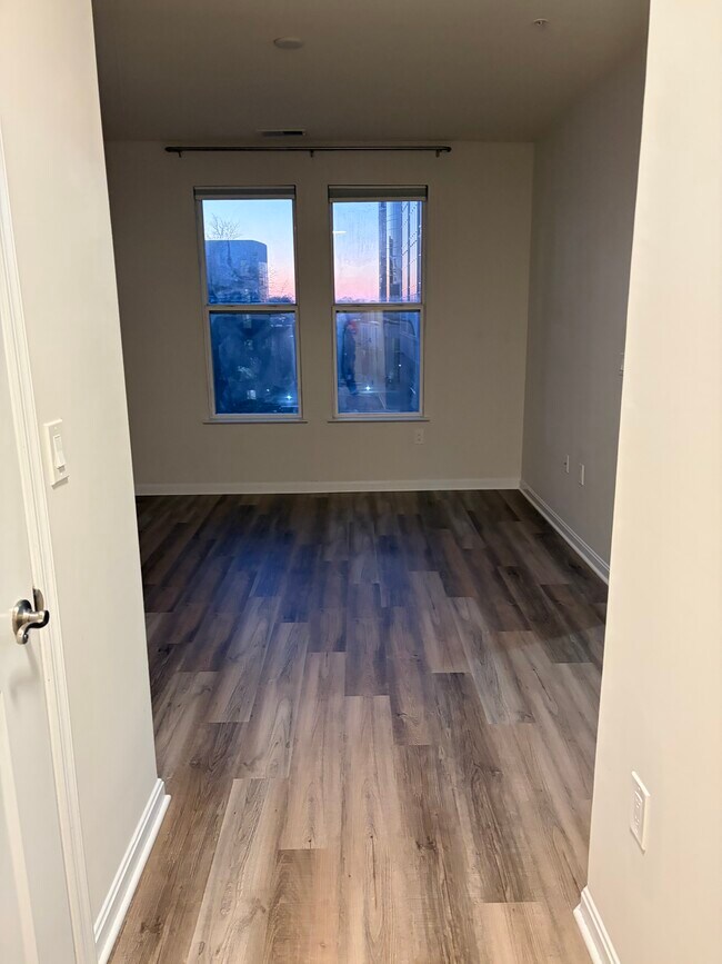 2665 Prosperity Ave unit 335, Fairfax, VA 22031 - photo 6