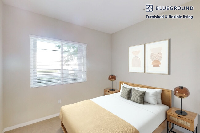 2777 Alton Pkwy unit FL3-ID10513A, Irvine, CA 92606 - photo 7