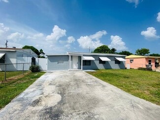 2021 Wellington Rd, West Palm Beach, FL 33409