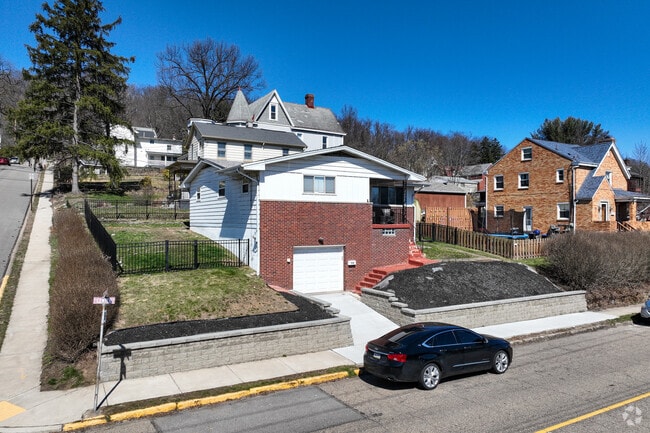 House with attached garage and driveways can be found in Emsworth.