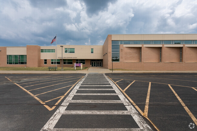 Gordon Creek Elementary School and the other schools on campus have a very good layout.