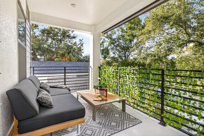 1734 W Cherry St unit ID1372960P, Tampa, FL 33607 - photo 5