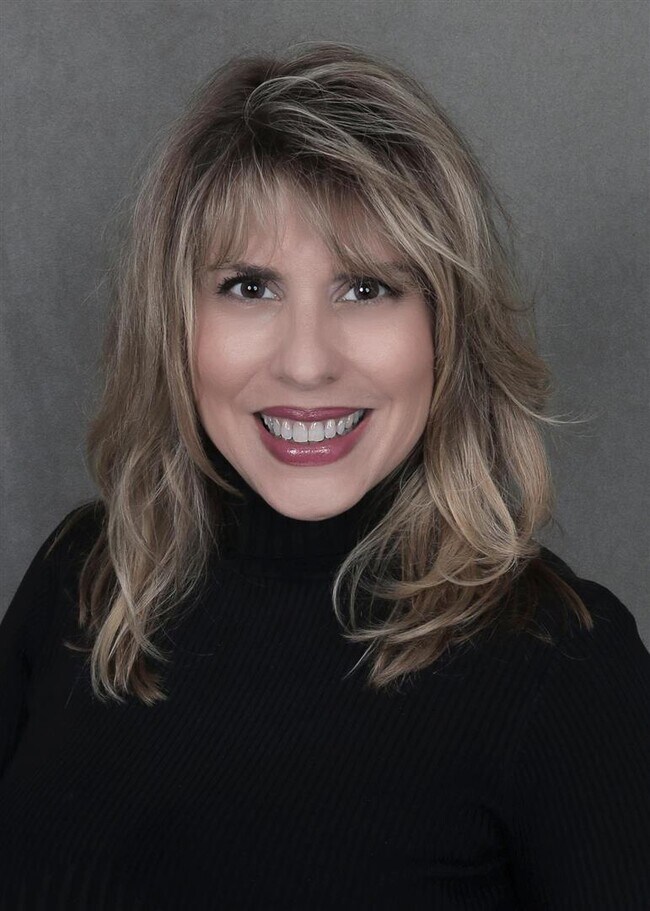 Yvette Casabona-Wallace