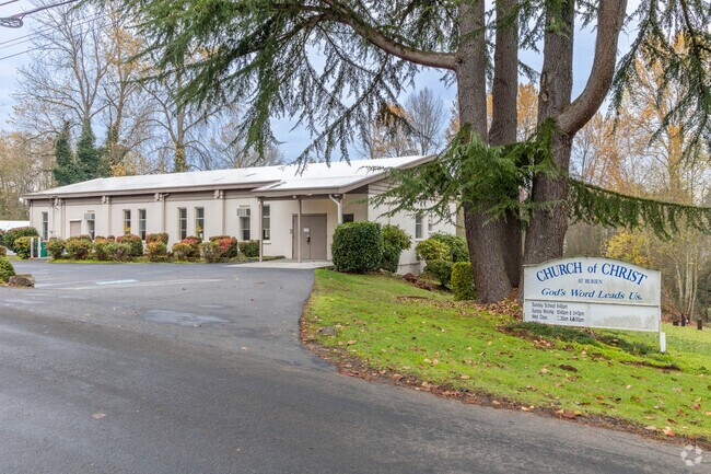 Churchgoers in Northeast Burien can head to Church of Christ at Burien for a Sunday Service.