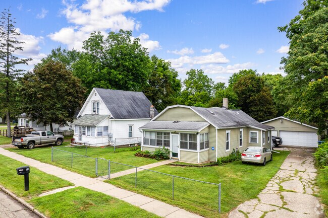 Many North Central homes have detached one or two car garages that sit behind the home.