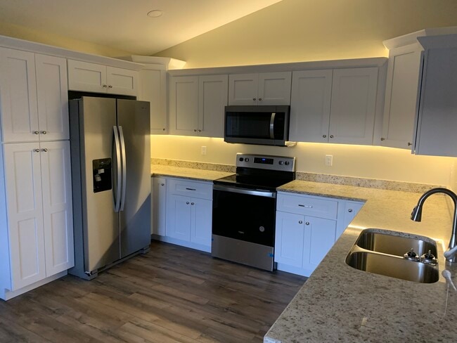 1566 Thurman Rd, Somerset, KY 42503 - photo 3