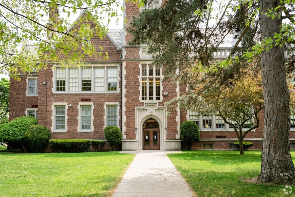 Welcome to Charles Carroll School No. 46.