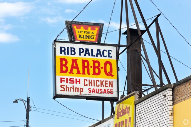 Austin features some well known barbecue spots like Rib Palace.