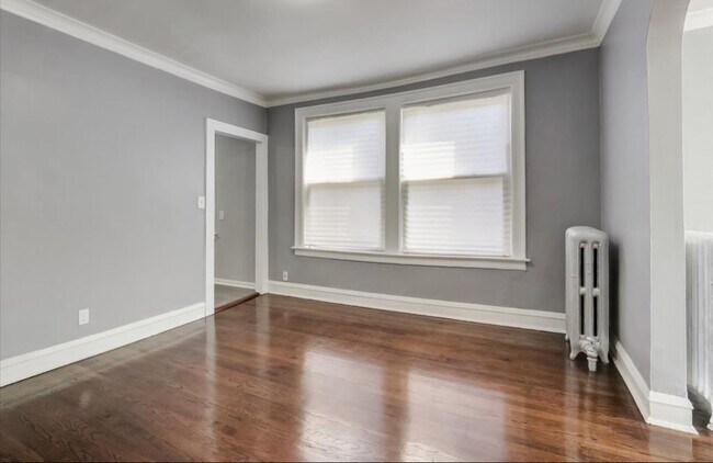 7923 S Clyde Ave unit Clyde SS 2, Chicago, IL 60617 - photo 6