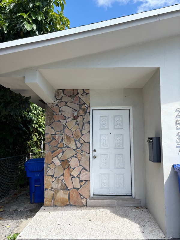 2535 NW 9th St Unit 1, Miami, FL 33125