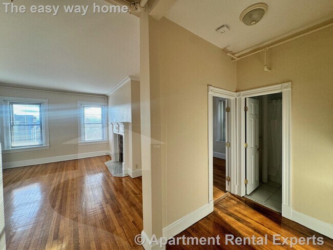 888 Massachusetts Ave unit 514, Cambridge, MA 02139 - photo 3