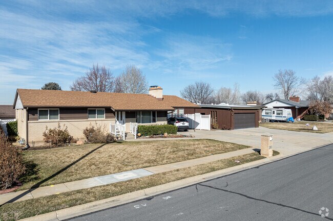 Single family homes are common in Woods Cross.