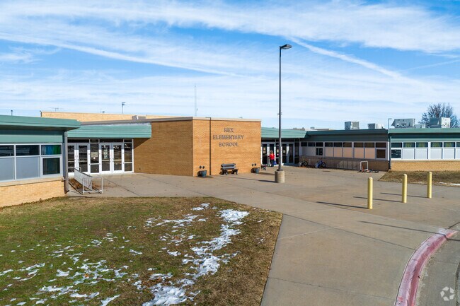 Rex Elementary is a popular schooling option for younger kids.