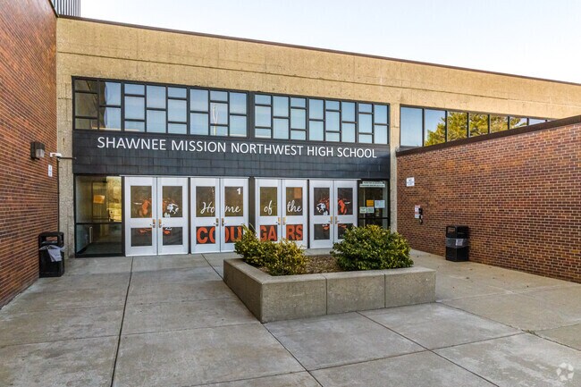 Shawnee Mission Northwest High School severs the Shawnee, Kansas area.