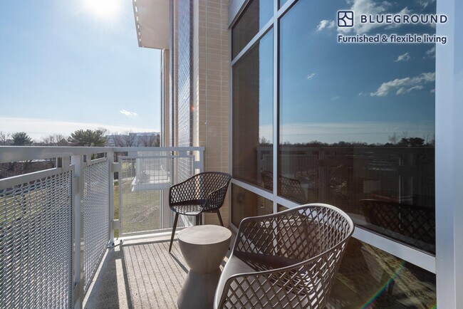 7480 Birdwood Ave unit FL8-ID779, McLean, VA 22102 - photo 3