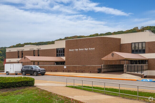 Beaver Falls Senior High School has a B rating on Niche, and is home of the Tigers.