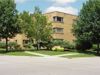 307-312 W Clark St, Champaign, IL 61820
