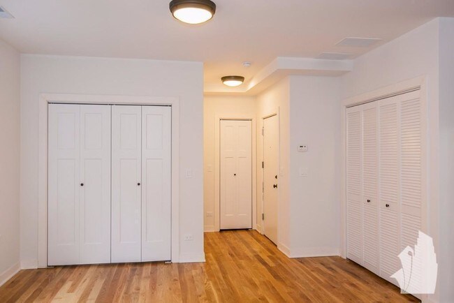 2201 W Eastwood Ave unit 2203-2NE, Chicago, IL 60625 - photo 5