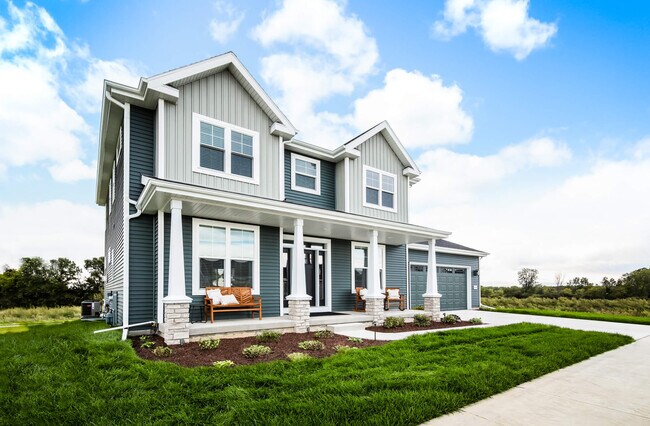 1420 Arrowwood Circle St W unit 36789020, Oconomowoc, WI 53066 - photo 2