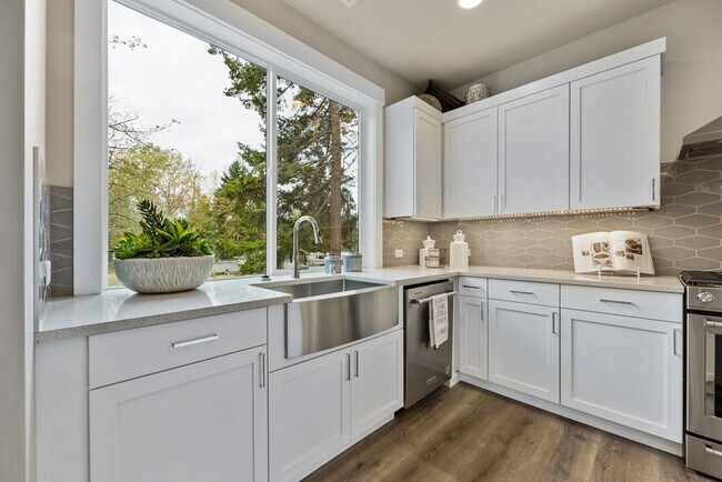 18007 SE 250th Place, Covington, WA 98042 - photo 5