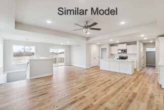 4207 NE 7th St, Ankeny, IA 50021