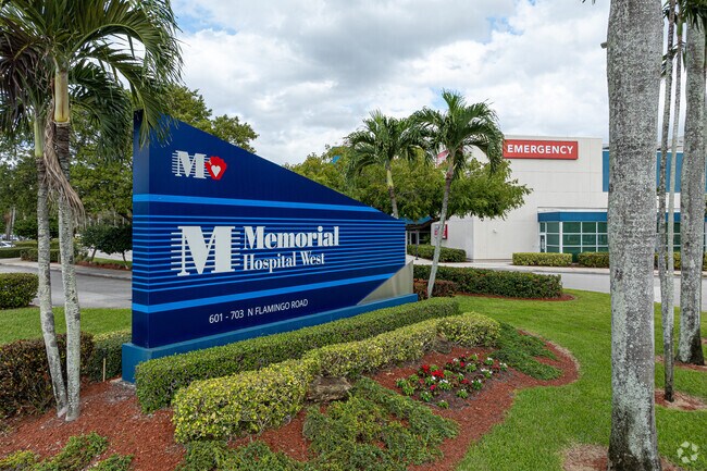 Memorial Hospital West is near Pasadena Lakes on Flamingo Road.