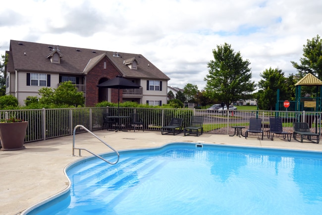 Pickerington Ridge, Pickerington, OH 43147 - photo 2