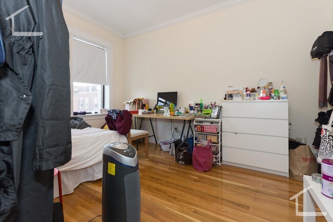 76 Quint Ave unit 9, Boston, MA 02134 - photo 7