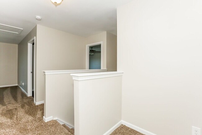 11723 Bending Branch Rd, Charlotte, NC 28227 - photo 6