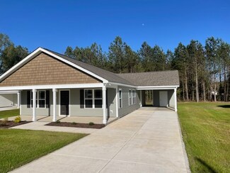 212 Mitchner St, Selma, NC 27576