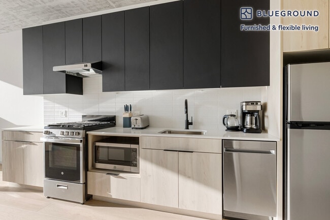 160 N Morgan St unit FL11-ID1065, Chicago, IL 60607 - photo 5