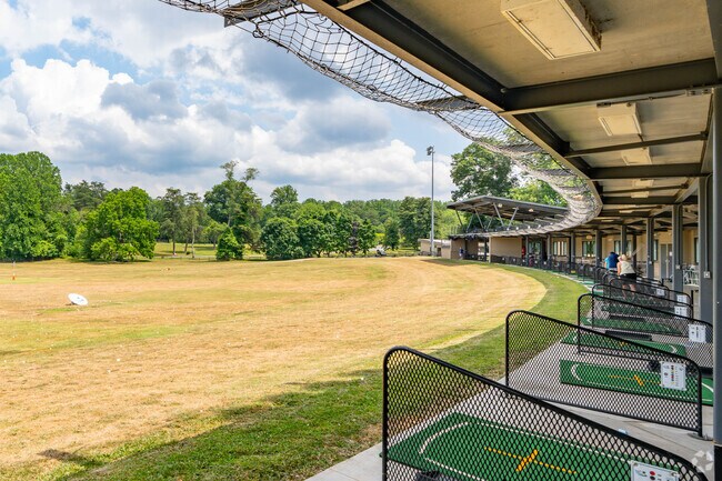 Burke Lake Golf Center offers lessons and a driving range minutes from Farrs Corner.