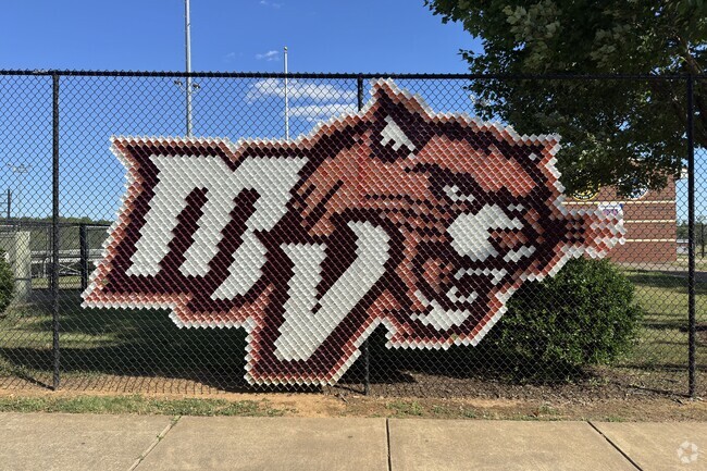 Mountain View High School serves the community of Stafford.