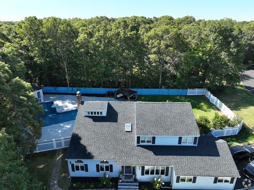 12 Deer Path, Shirley, NY 11967 - photo 2