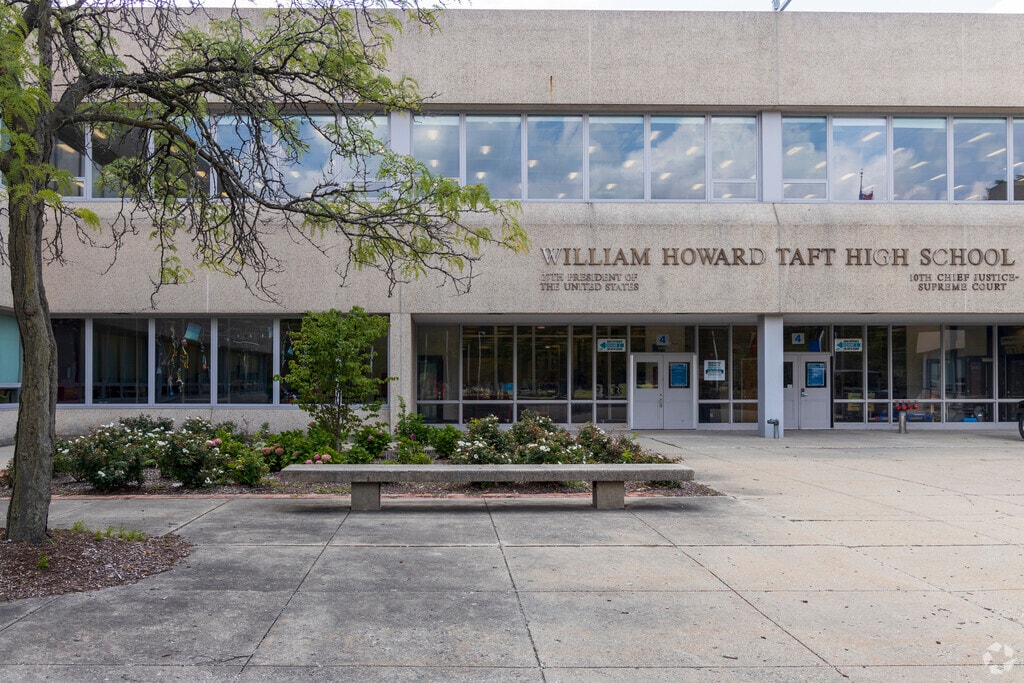 Taft High School building in Norwood Park.