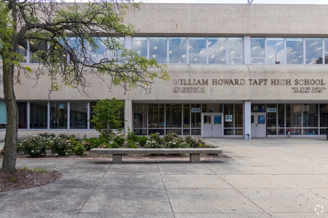Taft High School serves the O'Hare neighborhood.