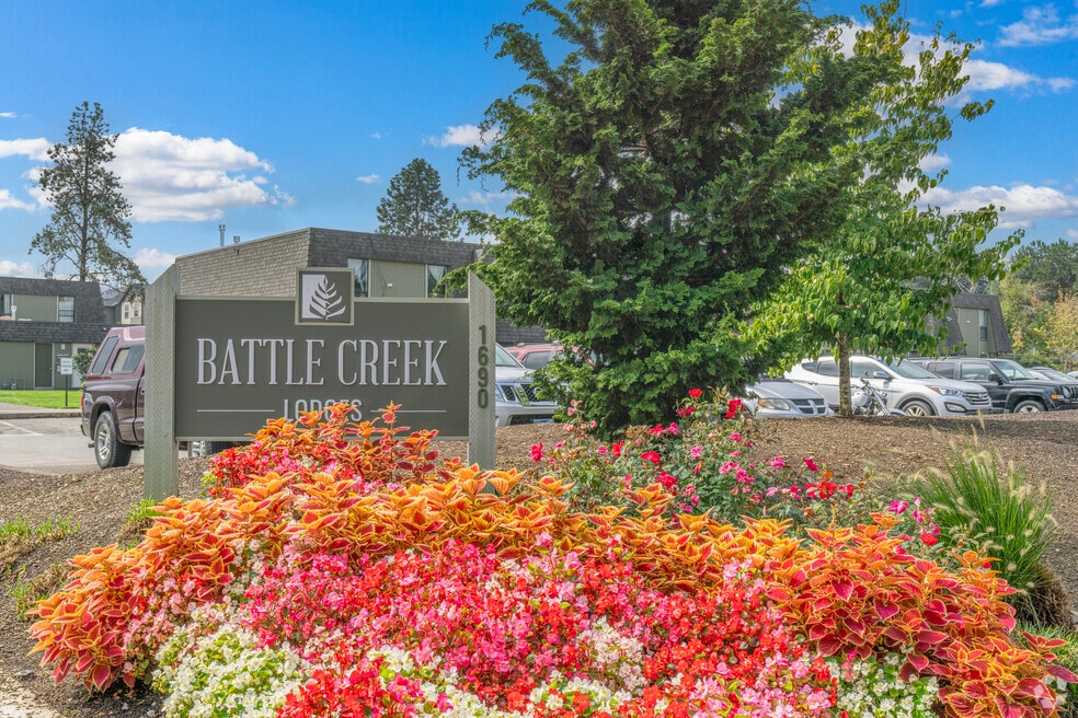 Battle Creek Lodges, Salem, OR 97306 - photo 1