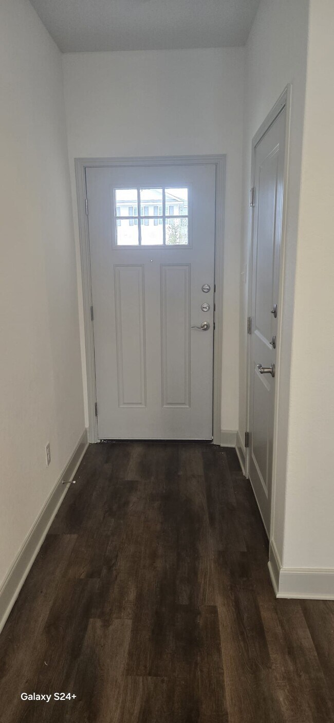 7712 Briarwood Pass unit 102, San Antonio, TX 78252 - photo 4