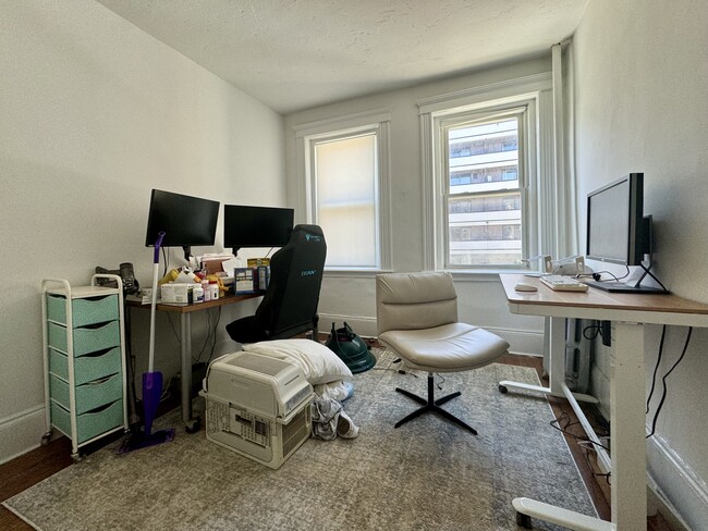 116 Warren St unit 5, Boston, MA 02135 - photo 6