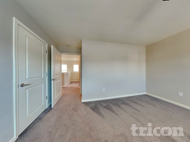 8941 Elk Ravine Dr, Reno, NV 89506 - photo 7