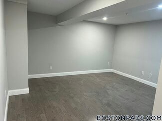 328 Bank St Unit 15, Harwich, MA 02645