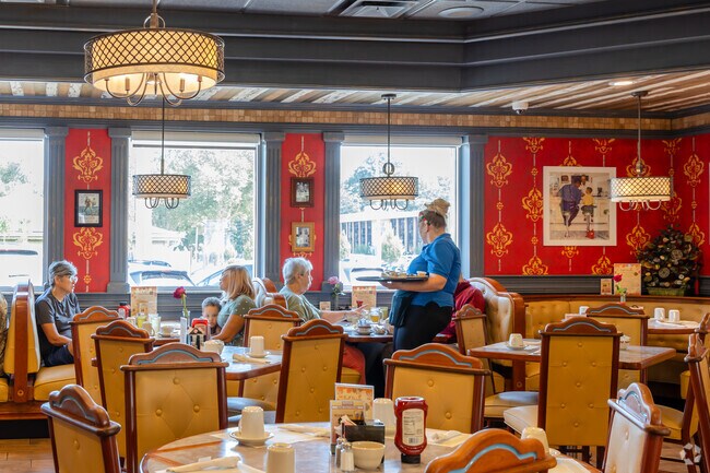 Dynasty Family Restaurant serves Greek specialities and it is located on Lathrop Ave.