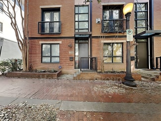 2914 Woodside St, Dallas, TX 75204