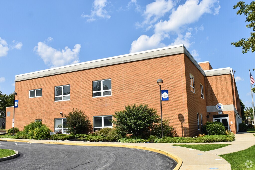 East Ward Elementary School, Downingtown PA Rankings & Reviews - Homes.com