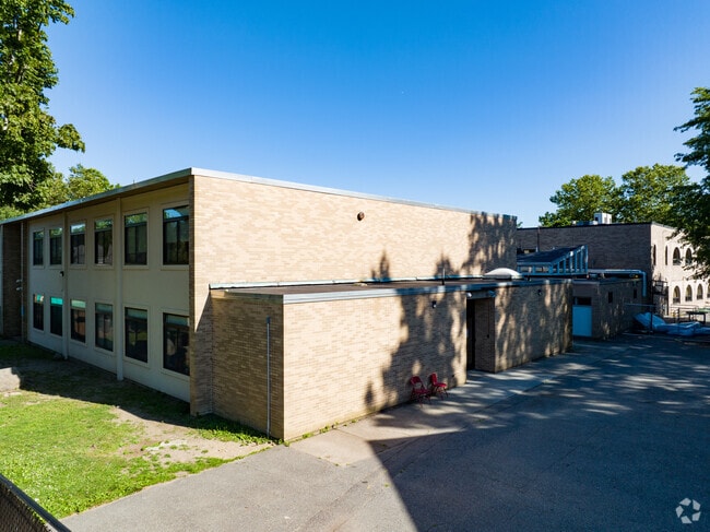 Receive a superior education while learning about the Torah at the Providence Hebrew Day School.