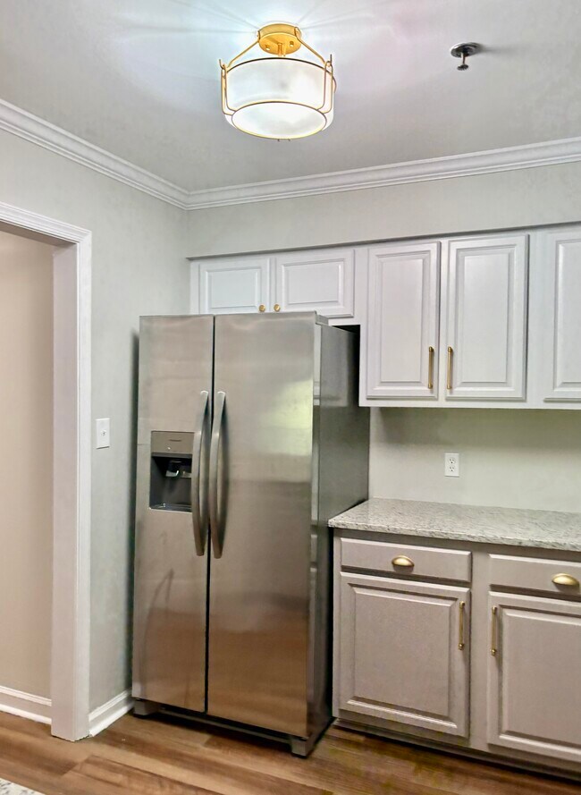 100 Sunset Blvd unit 102, West Columbia, SC 29169 - photo 5