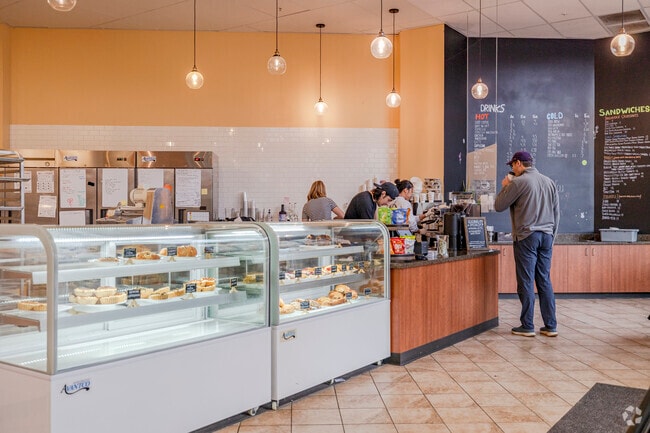 Do not miss out on some of the top rated baked goods in the Kirkland area at Kirkland Bakery.