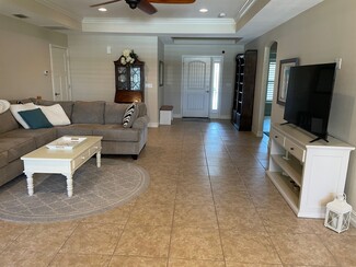 9334 Heartwellville Ave, Englewood, FL 34224