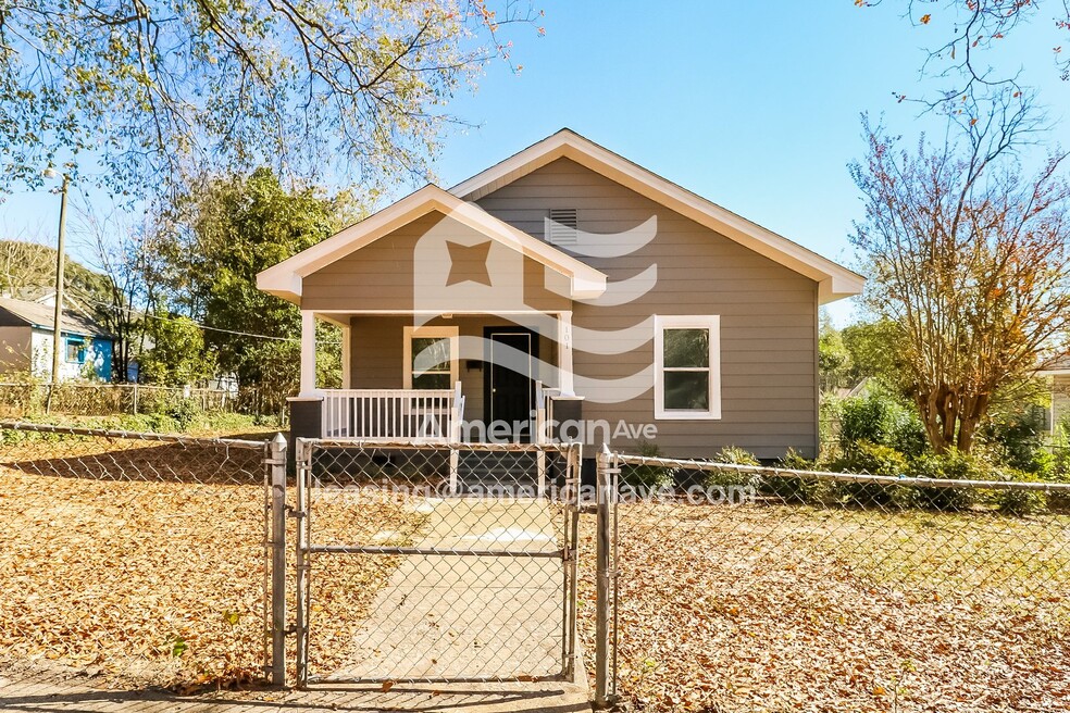 101 Spruce St, Gaffney, SC 29340 - photo 1